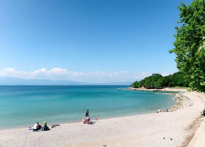 Angie 2 By Interhome * 奈维斯