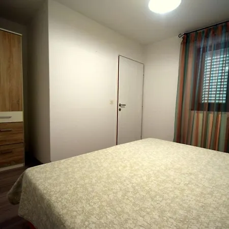 Angie 2 By Interhome Apartamento